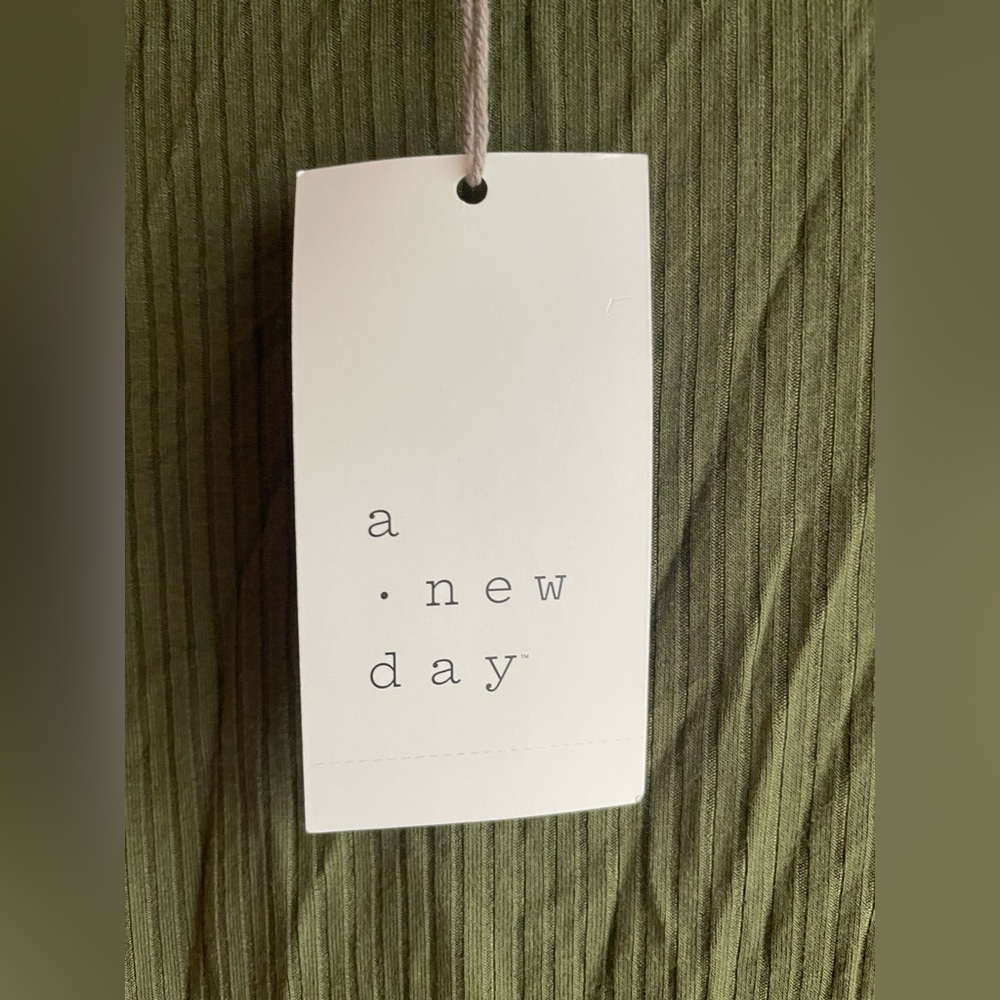 A New Day Women Green Soft Mid Dress Size Small - Picture 4 of 9